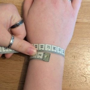 Mesure du poignet - La Forge d'Eos