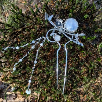 pique a cheveux polyphemus peristerite collection aphaia la forge d'eos